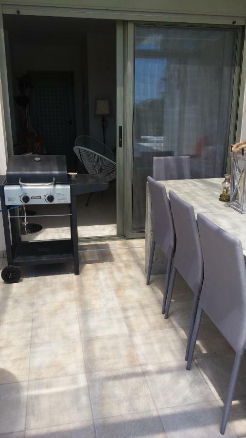 Iris Home Paralía Kültér fotó